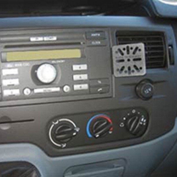 Houder - Dashmount Ford Transit 2006-2013 versterkt LET OP: UITLOPEND ARTIKEL STERK IN PRIJS VERLAAGD! Houder - Dashmount Ford Transit 2006-2013 versterkt LET OP: UITLOPEND ARTIKEL STERK IN PRIJS VERLAAGD!