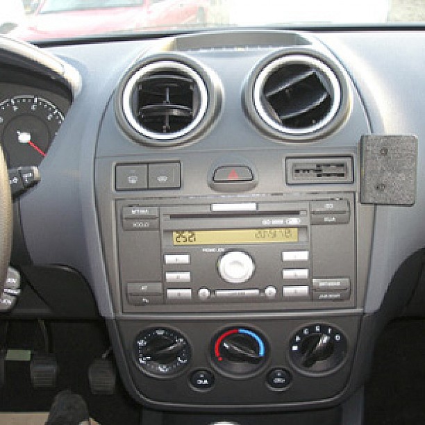 Houder - Brodit ProClip - Ford Fiesta 2006-2008 Angled mount, Hoog