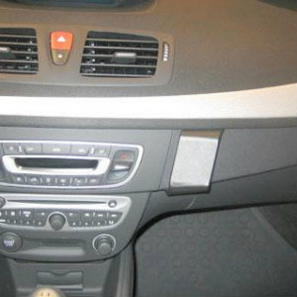 Houder - Brodit ProClip - Renault Fluence 2010-2015 / Mégane III 2009-2016 Angled mount