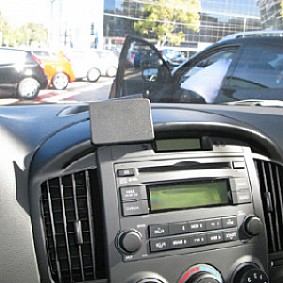 Houder - Brodit ProClip - Hyundai H1 2009-2020 / iLoad/ iMax 2009-2020 Center mount