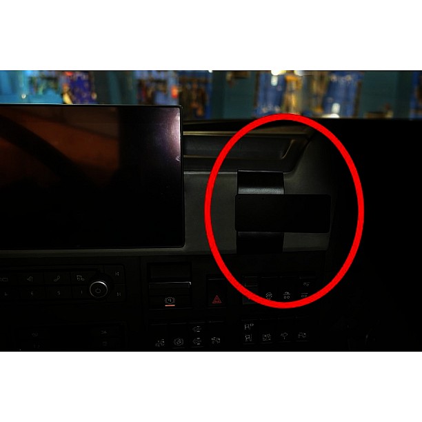 Houder - Brodit ProClip - Volvo FM series  2021- .Center Mount Extra sterk