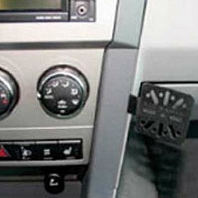 Houder - Dashmount Dodge Avenger 2007-2011 LET OP: UITLOPEND ARTIKEL STERK IN PRIJS VERLAAGD!