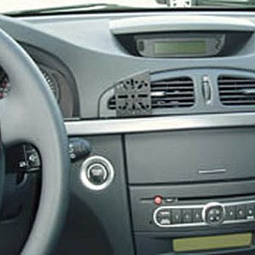 Houder - Dashmount Renault Laguna 2005-2007 LET OP: UITLOPEND ARTIKEL STERK IN PRIJS VERLAAGD!