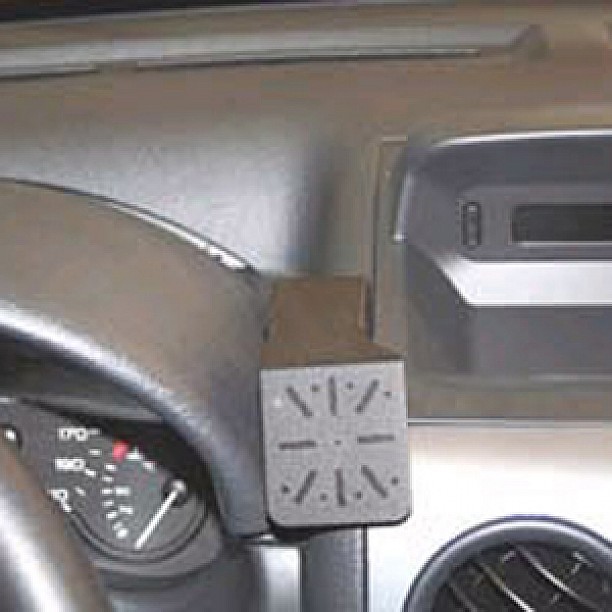 Houder - Dashmount Citroën Berlingo 2003-2008 LET OP: UITLOPEND ARTIKEL STERK IN PRIJS VERLAAGD! Houder - Dashmount Citroën Berlingo 2003-2008 LET OP: UITLOPEND ARTIKEL STERK IN PRIJS VERLAAGD!