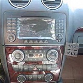 Houder - Dashmount Mercedes Benz GL-Klasse 2007-2012 LET OP: UITLOPEND ARTIKEL STERK IN PRIJS VERLAAGD!