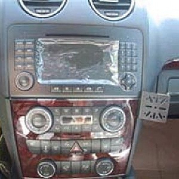 Houder - Dashmount Mercedes Benz GL-Klasse 2007-2012 Houder - Dashmount Mercedes Benz GL-Klasse 2007-2012