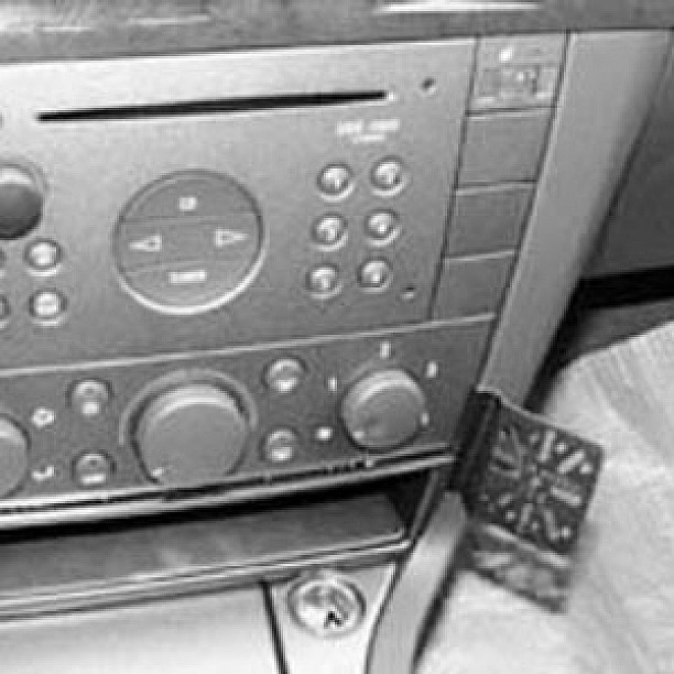 Houder - Dashmount Opel Vectra C / Signum LET OP: UITLOPEND ARTIKEL STERK IN PRIJS VERLAAGD! Houder - Dashmount Opel Vectra C / Signum LET OP: UITLOPEND ARTIKEL STERK IN PRIJS VERLAAGD!
