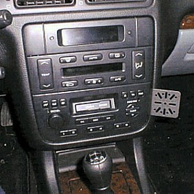 Houder - Dashmount Peugeot 406 1996-2003 LET OP: UITLOPEND ARTIKEL STERK IN PRIJS VERLAAGD!