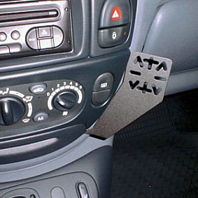 Houder - Dashmount Renault Mégane / Scénic / RX4 1996-2002 LET OP: UITLOPEND ARTIKEL STERK IN PRIJS VERLAAGD!