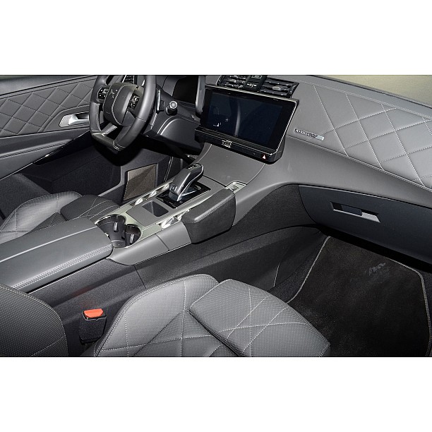 Houder - Kuda Citroën DS7 2018-2022 Kleur : Zwart Houder - Kuda Citroën DS7 2018-2022 Kleur : Zwart