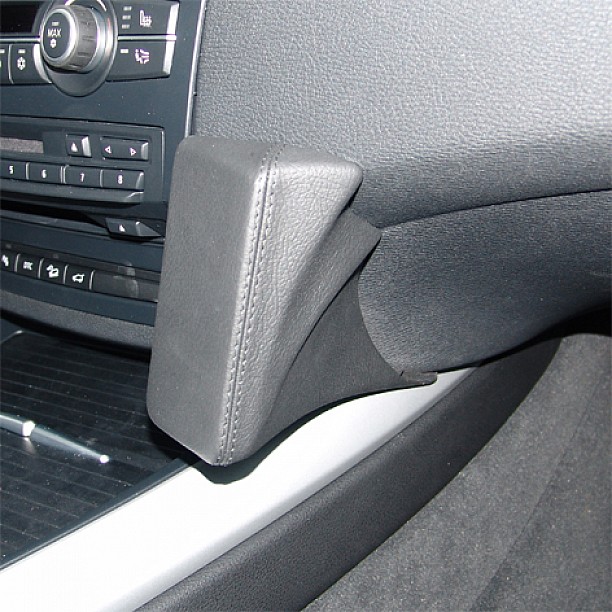 Houder - Kuda BMW X5 (E70) 02/2006-07/2013 Kleur: Zwart Houder - Kuda BMW X5 (E70) 02/2006-07/2013 Kleur: Zwart