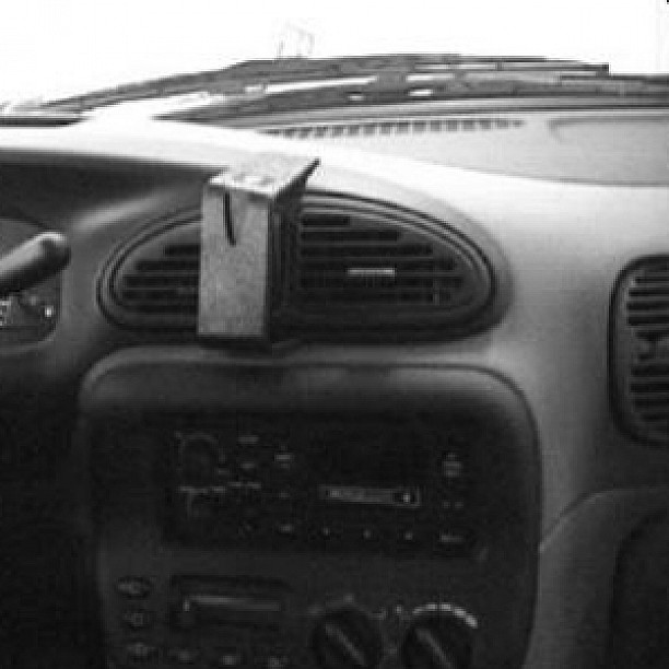 Houder - Brodit ProClip - Chrysler Voyager 1996-2000 Center mount