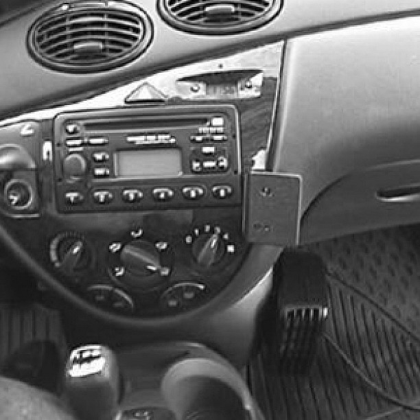Houder - Brodit ProClip - Ford Focus 1999-2004 Angled mount