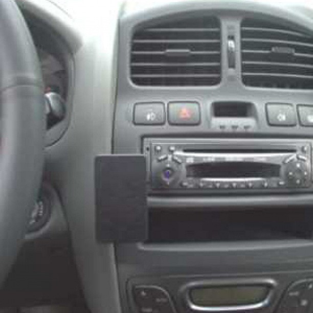 Houder - Brodit ProClip - Hyundai Santa Fé 2001-2005 Center mount Houder - Brodit ProClip - Hyundai Santa Fé 2001-2005 Center mount