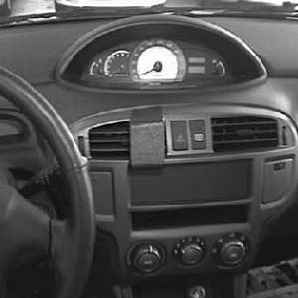 Houder - Brodit ProClip - Hyundai Matrix 2002-2011 Center mount Houder - Brodit ProClip - Hyundai Matrix 2002-2011 Center mount
