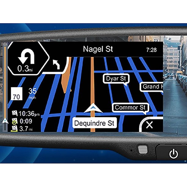 4,3 inch spiegelmonitor incl. Win CE Navigatie + Bluetooth handfree