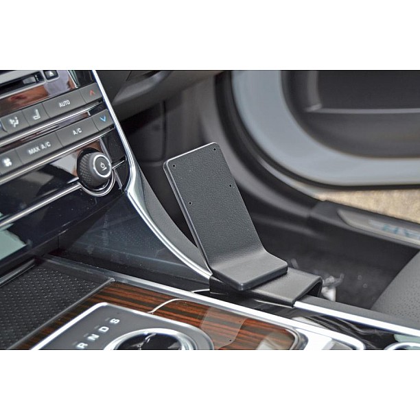 Houder - Brodit ProClip - Jaguar XE/XF 2016-2018 Console mount Houder - Brodit ProClip - Jaguar XE/XF 2016-2018 Console mount