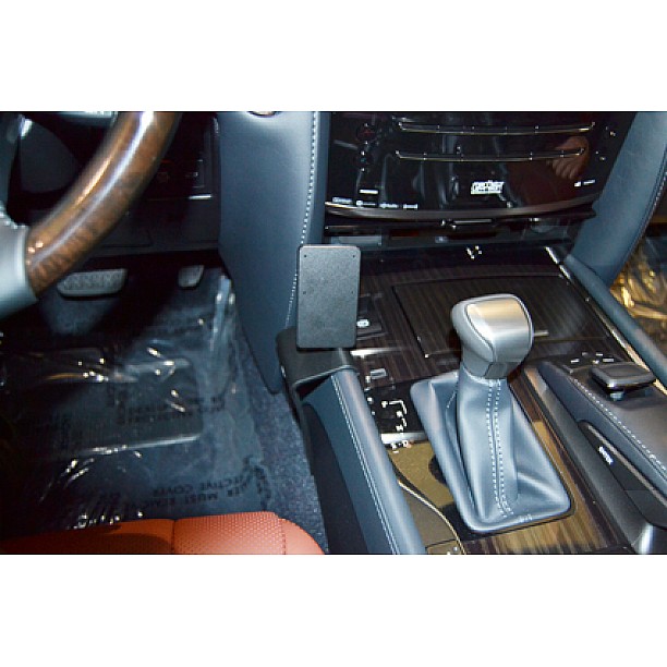 Houder - Brodit ProClip - Lexus LX Serie 2016-> Console mount