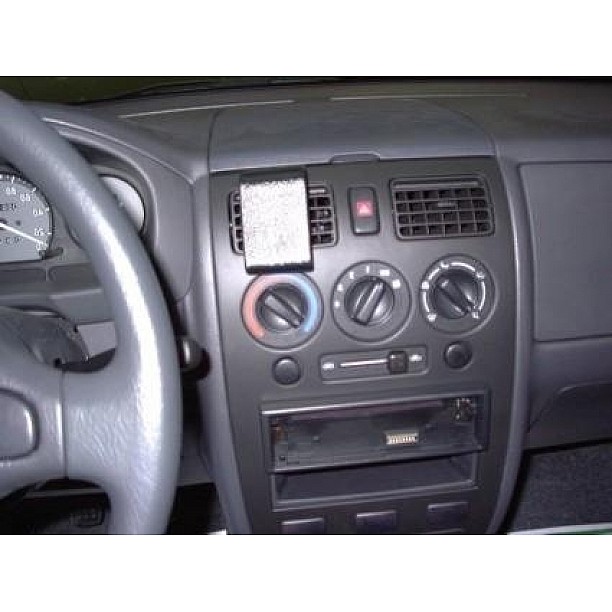 Houder - Brodit ProClip - Daihatsu Sirion 2002-2006 Center mount. LET OP: UITLOPEND ARTIKEL, KAN NIET RETOUR! Houder - Brodit ProClip - Daihatsu Sirion 2002-2006 Center mount. LET OP: UITLOPEND ARTIKEL, KAN NIET RETOUR!