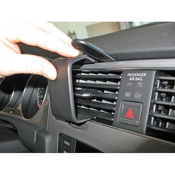 Houder - Brodit ProClip - Volkswagen Golf 7 / Variant/ Sportscombi 2013-2020 Alltrack 2017-2020 Center mount Houder - Brodit ProClip - Volkswagen Golf 7 / Variant/ Sportscombi 2013-2020 Alltrack 2017-2020 Center mount