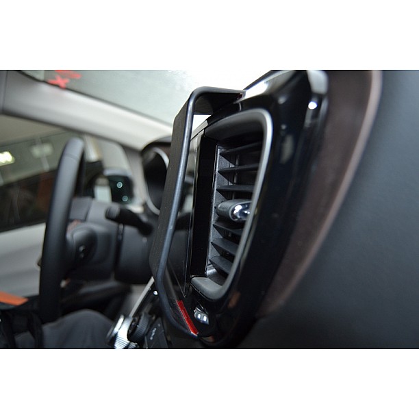 Houder - Brodit ProClip - Chrysler Pacifica 2016-2024 Chrysler Voyager 2020-2024 Angled mount, Hoog Houder - Brodit ProClip - Chrysler Pacifica 2016-2024 Chrysler Voyager 2020-2024 Angled mount, Hoog