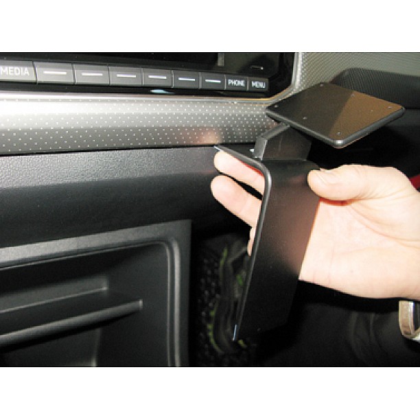 Houder - Brodit ProClip - Seat Mii- Skoda Citigo - Volkswagen up! 2017-2022 Angled mount Houder - Brodit ProClip - Seat Mii- Skoda Citigo - Volkswagen up! 2017-2022 Angled mount