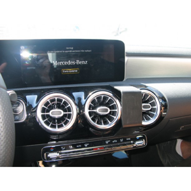 Houder - Brodit ProClip - Mercedes Benz A-Klasse 2018-> / CLA-Klasse -2019-> Angled mount Houder - Brodit ProClip - Mercedes Benz A-Klasse 2018-> / CLA-Klasse -2019-> Angled mount