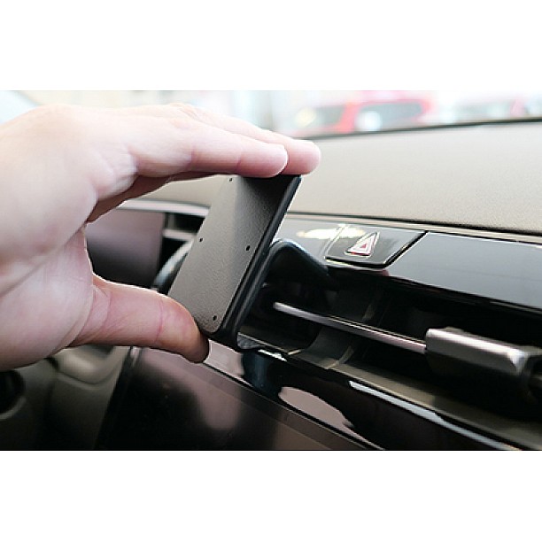 Houder - Brodit ProClip - Hyundai Tucson 2022-2024 / Santa Cruz 2022-> Angled mount Houder - Brodit ProClip - Hyundai Tucson 2022-2024 / Santa Cruz 2022-> Angled mount