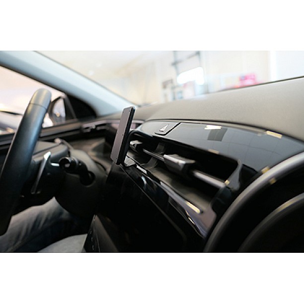 Houder - Brodit ProClip - Hyundai Tucson 2022-2024 / Santa Cruz 2022-> Angled mount Houder - Brodit ProClip - Hyundai Tucson 2022-2024 / Santa Cruz 2022-> Angled mount
