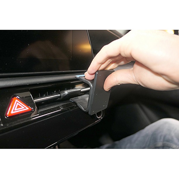 Houder - Brodit ProClip - Kia Niro 2023-> Angled mount Houder - Brodit ProClip - Kia Niro 2023-> Angled mount