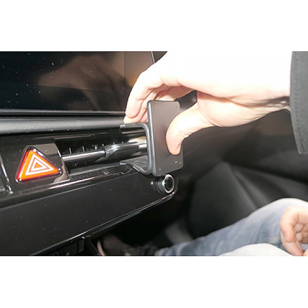 Houder - Brodit ProClip - Kia Niro 2023-> Angled mount Houder - Brodit ProClip - Kia Niro 2023-> Angled mount