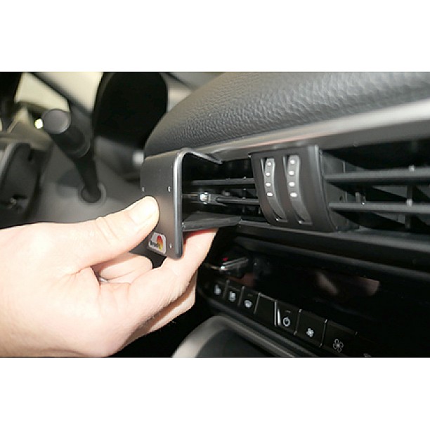 Houder - Brodit ProClip - Mazda CX-60 2023-> Center mount Houder - Brodit ProClip - Mazda CX-60 2023-> Center mount