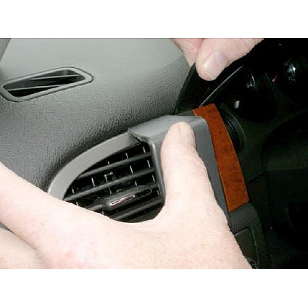Houder - Brodit ProClip - Chevrolet Avalanche/Silverado/Suburban/Tahoe Left mount Houder - Brodit ProClip - Chevrolet Avalanche/Silverado/Suburban/Tahoe Left mount