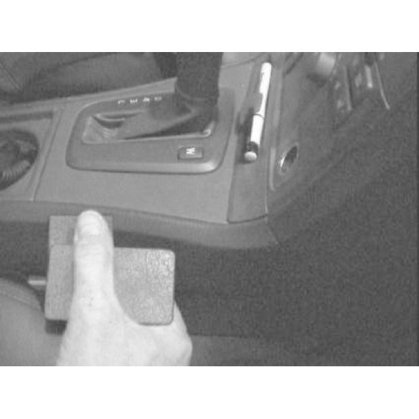 Houder - Brodit ProClip - Volvo V70 N / XC70 2000-2004 Console mount, Angled Houder - Brodit ProClip - Volvo V70 N / XC70 2000-2004 Console mount, Angled