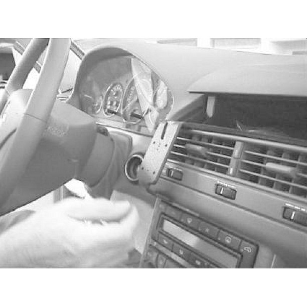 Houder - Brodit ProClip - Mercedes Benz SL-Klasse 1989-2002 Center mount Houder - Brodit ProClip - Mercedes Benz SL-Klasse 1989-2002 Center mount