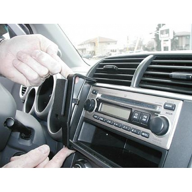 Houder - Brodit ProClip - Honda Element 2003-2012 Center mount Houder - Brodit ProClip - Honda Element 2003-2012 Center mount