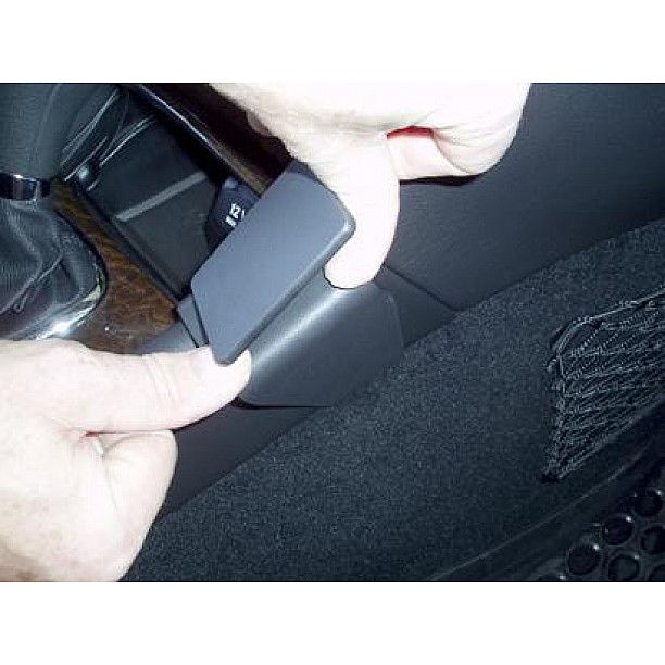 Houder - Brodit ProClip - Mercedes Benz C-Klasse 2000-2006 / CLC-Klasse 2009-2011 Angled mount, Laag Houder - Brodit ProClip - Mercedes Benz C-Klasse 2000-2006 / CLC-Klasse 2009-2011 Angled mount, Laag