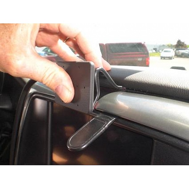 Houder - Brodit ProClip - Chevrolet Silverado - GMC 2500/3500 2014-2019 Center mount Houder - Brodit ProClip - Chevrolet Silverado - GMC 2500/3500 2014-2019 Center mount