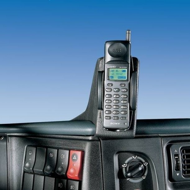 Houder - Kuda Renault Premium 1996-2005 Kleur: Zwart Houder - Kuda Renault Premium 1996-2005 Kleur: Zwart