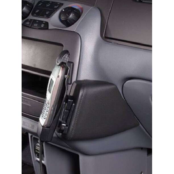 Houder - Kuda Hyundai Trajet 04/2000-2009 Kleur: Zwart Houder - Kuda Hyundai Trajet 04/2000-2009 Kleur: Zwart