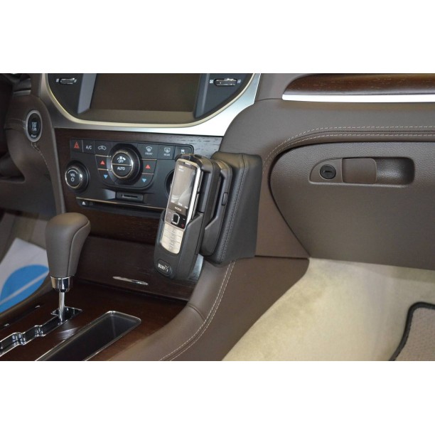 Houder - Kuda Lancia Thema 10/2011-2015 Kleur: Zwart Houder - Kuda Lancia Thema 10/2011-2015 Kleur: Zwart