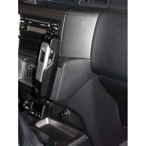 Houder - Kuda Nissan Patrol 10/2004-2010 Kleur: Zwart Houder - Kuda Nissan Patrol 10/2004-2010 Kleur: Zwart