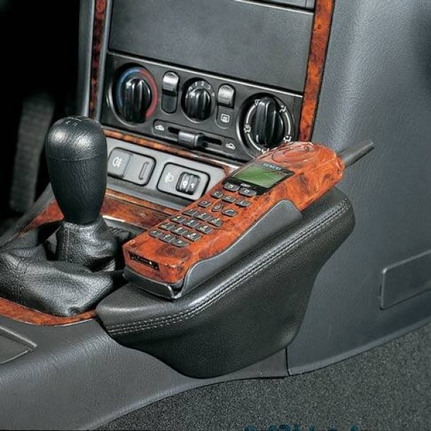 Houder - Kuda Mazda MX5 1997-10/2005 Kleur: Zwart Houder - Kuda Mazda MX5 1997-10/2005 Kleur: Zwart