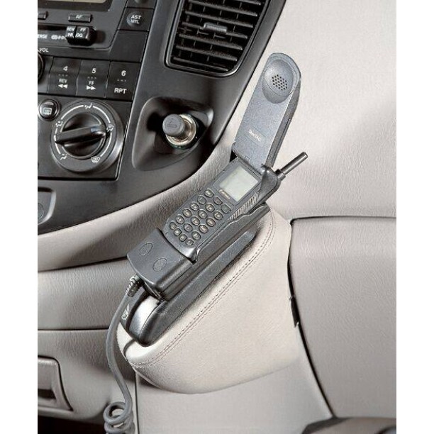Houder - Kuda Mazda MPV 11/1999-2004 Kleur: Zwart Houder - Kuda Mazda MPV 11/1999-2004 Kleur: Zwart