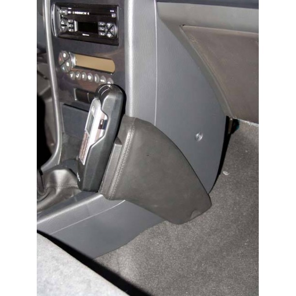 Houder - Kuda Rover 45 10/2004-2005 Kleur: Zwart Houder - Kuda Rover 45 10/2004-2005 Kleur: Zwart
