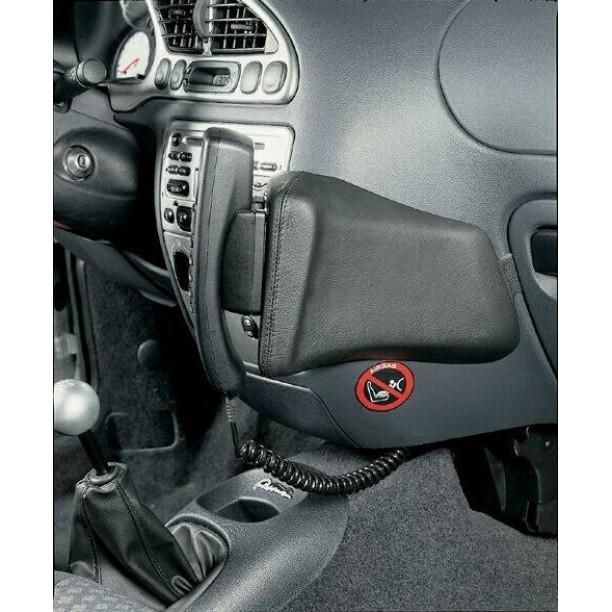 Houder - Kuda Ford Fiesta 1996-04/2002 Kleur: Zwart Houder - Kuda Ford Fiesta 1996-04/2002 Kleur: Zwart