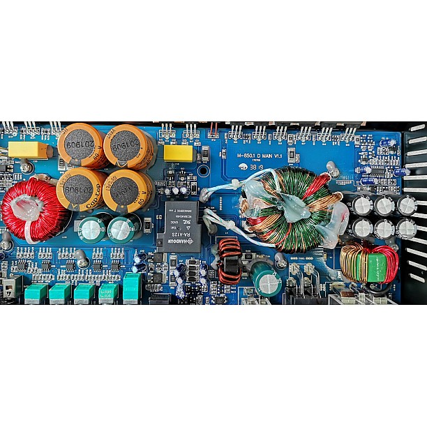 M-Serie 1 Kanaals power versterker M-Serie 1 Kanaals power versterker