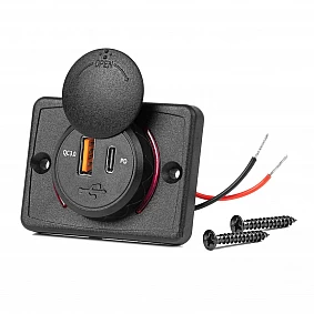 Vierkante waterdichte lader met rode LED-achtergrondverlichting, USB + USB C QC3.0, 12/24V (64x48mm)