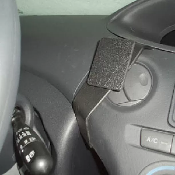 Houder - Brodit ProClip - Toyota Yaris 2003-2005 Center mount Houder - Brodit ProClip - Toyota Yaris 2003-2005 Center mount