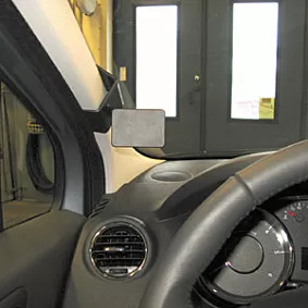 Houder - Brodit ProClip - Peugeot 5008 2010-2017 Left mount. LET OP: UITLOPEND ARTIKEL, KAN NIET RETOUR!